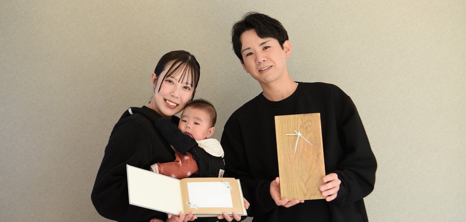 初めて来場する前からディーワンホームに想いを寄せていました。 デザインだけでなく、耐震や性能も安心で、出口さんの人柄と知識に信頼が持て、その日に気持ちが固まりました！ 写真