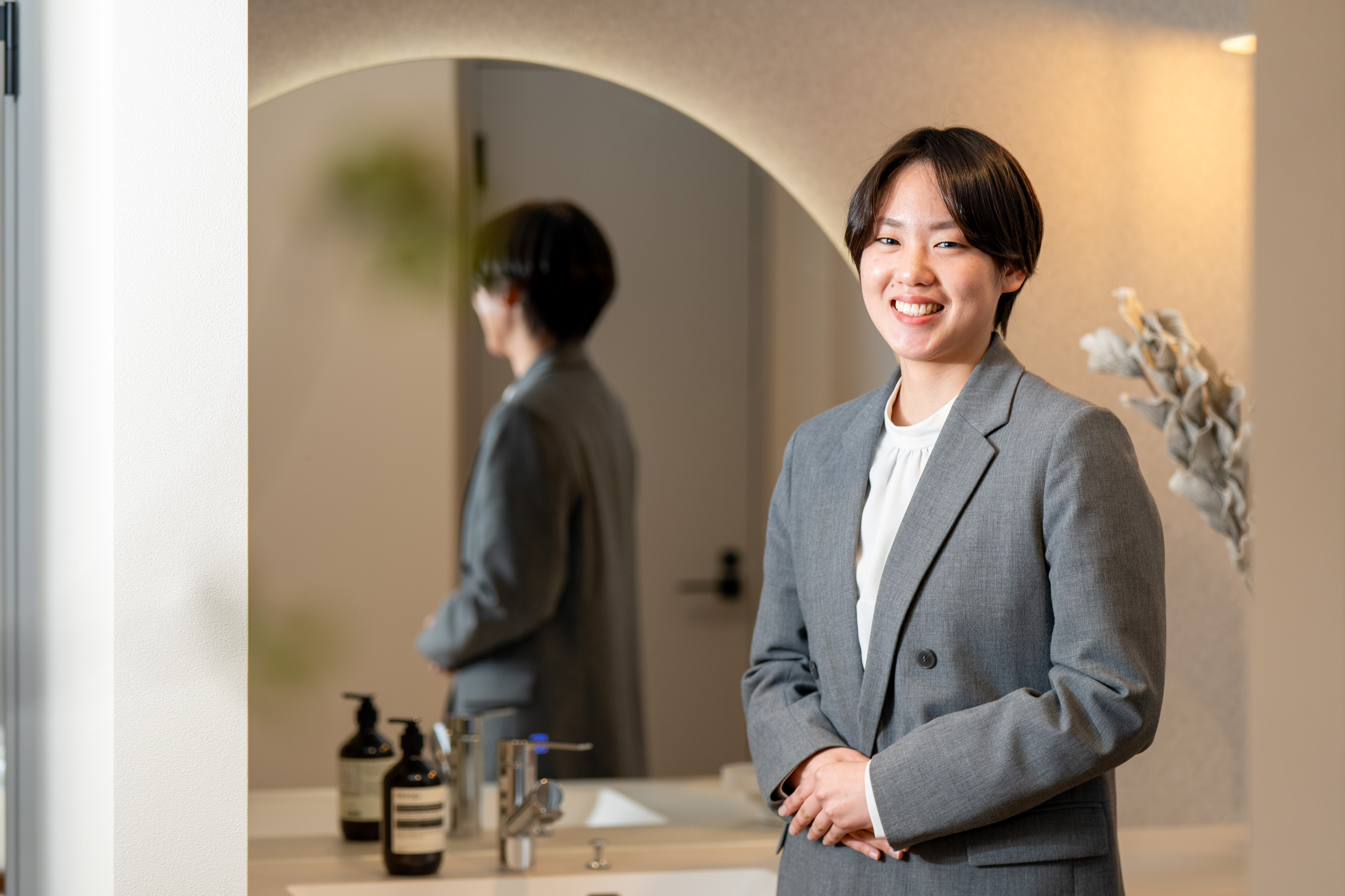 平　まとい