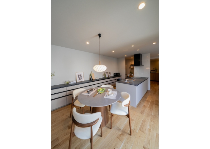 スライダー８枚目